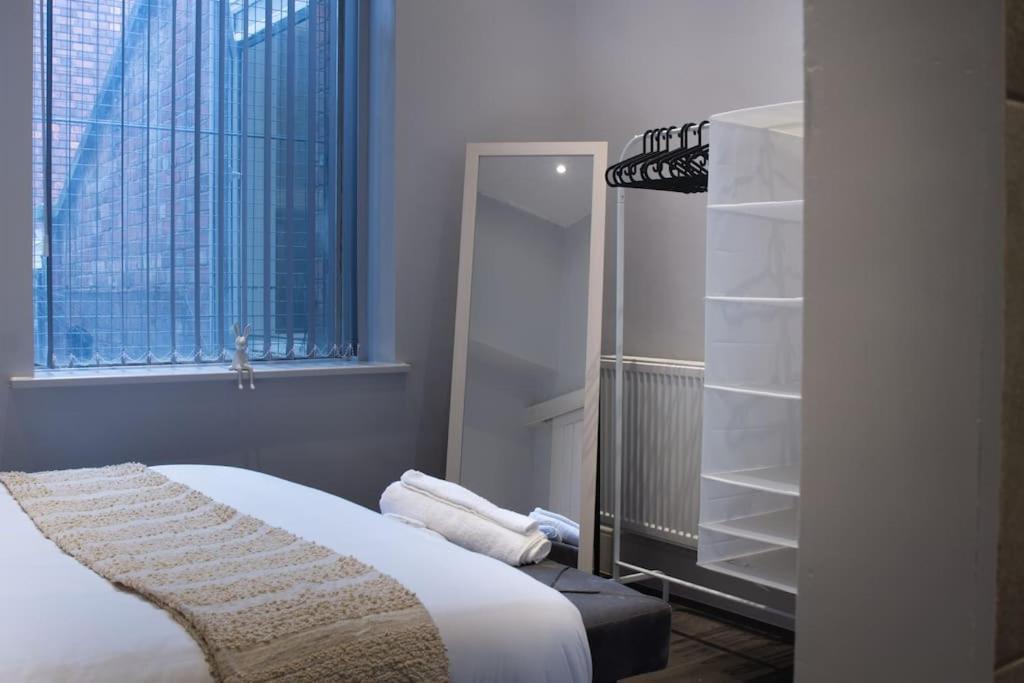 Spacious Apartment In City Centre - Free Parking نوتينغهام المظهر الخارجي الصورة