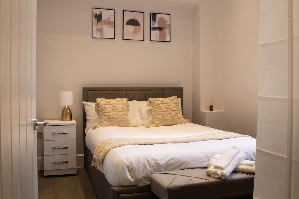 Spacious Apartment In City Centre - Free Parking نوتينغهام المظهر الخارجي الصورة