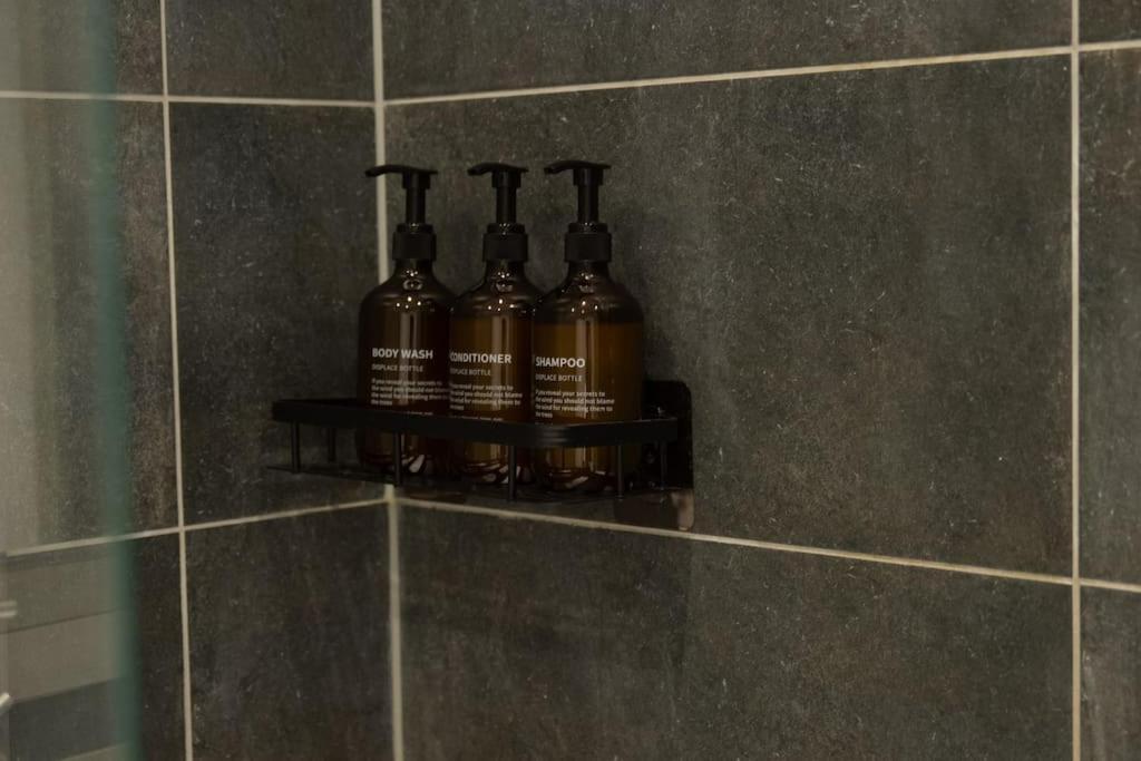 Spacious Apartment In City Centre - Free Parking نوتينغهام المظهر الخارجي الصورة
